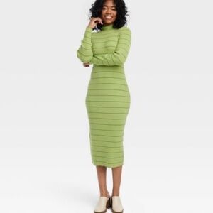 Women's House of Aama High Neck Maxi Knit Dress Green
Striped nwt